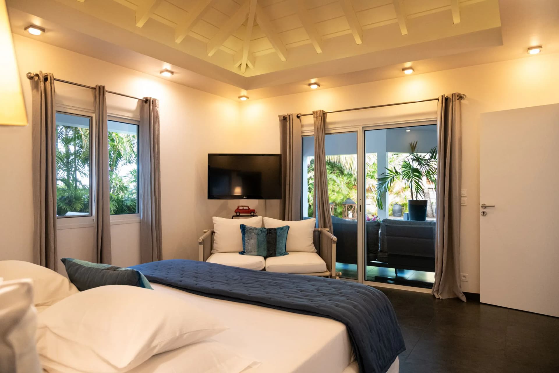 Villa Carmen & Apartment Loumag— Your Private Sanctuary in St. Barth! - Image 7